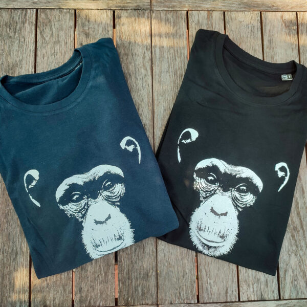 T-shirt bleu noir